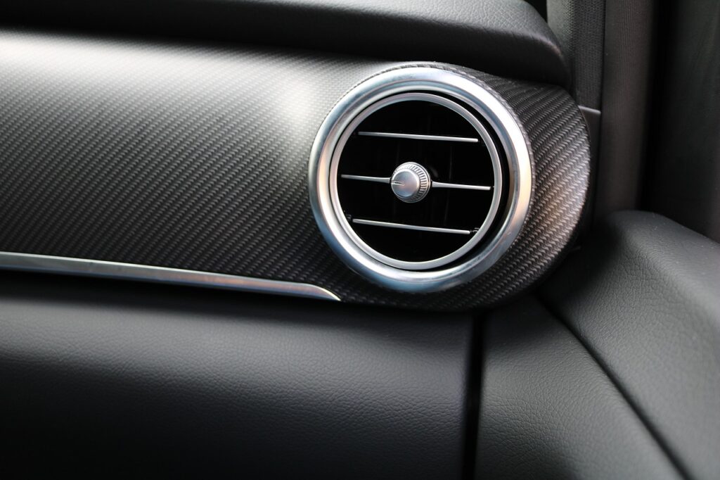 dashboard-2653524_1280